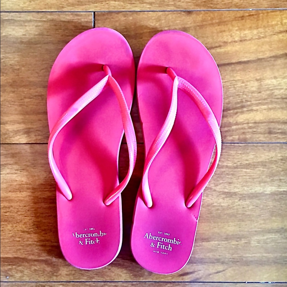 Abercrombie & Finch Vintage Red Sandals Size 7
